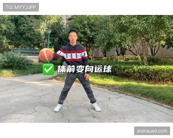 新手教学：运球变向规则详解，教你正确发力避免误判